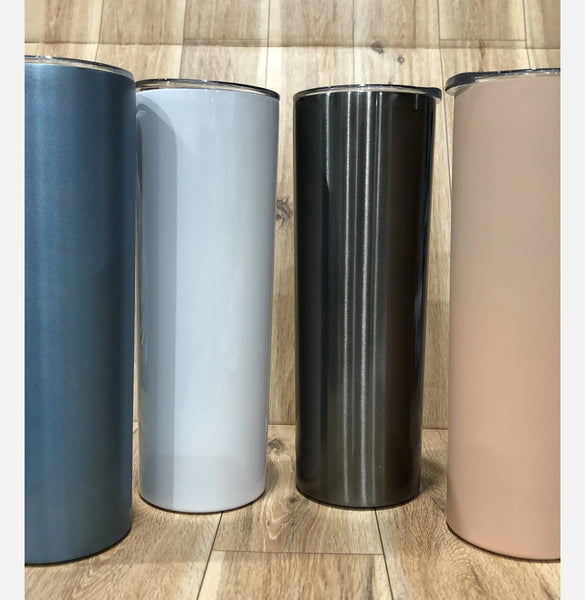 Design a stainless steel tumbler with lid